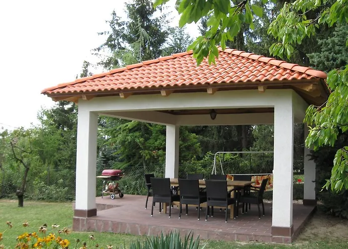 Hotel Barcza Vendeghaz 3*