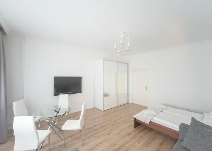 Hotel Barcza Vendeghaz 3*